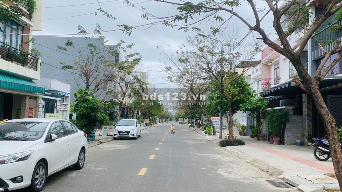 Tôi cần bán đất mặt tiền 100m2 127 Nguyễn Công Trừng, khu cán bộ dân trí cao cấp Hòa Xuân giá 3.6 tỷ