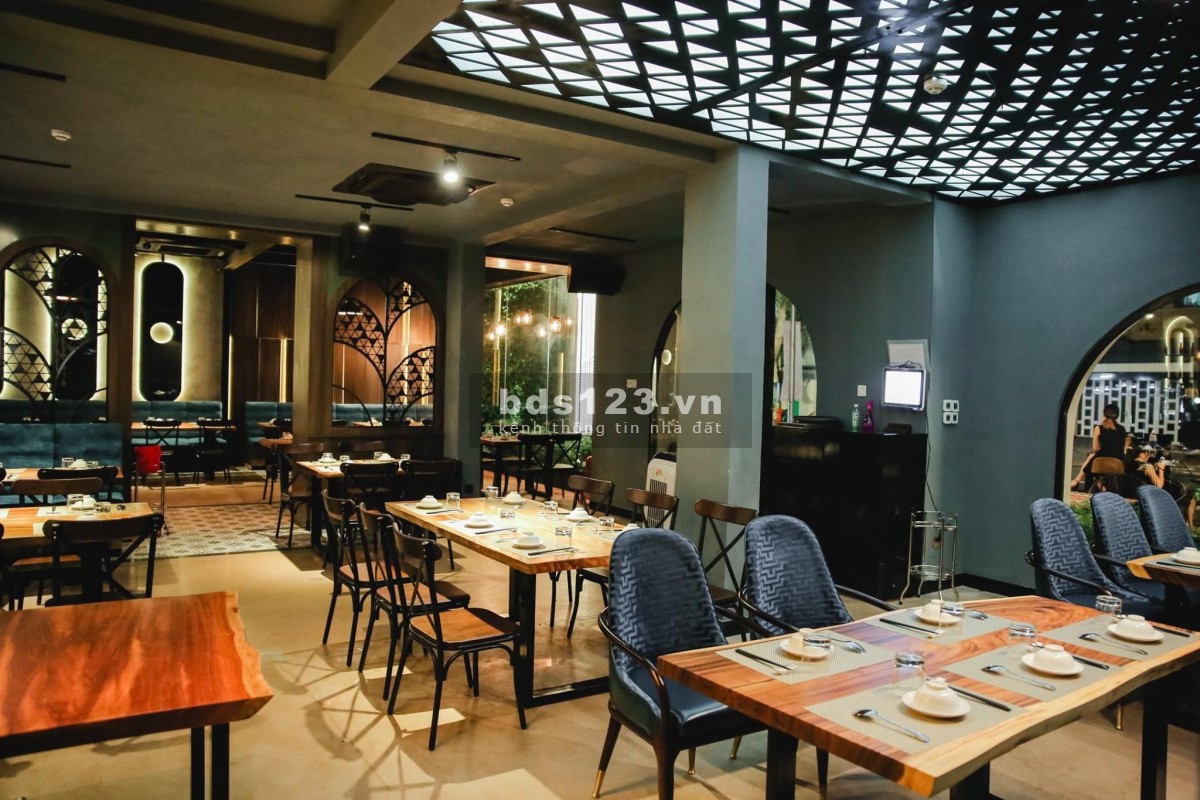 Nhà hàng đang Kinh Doanh số 54 Nguyễn Đình Chiểu, P.Đa kao, Quận 1