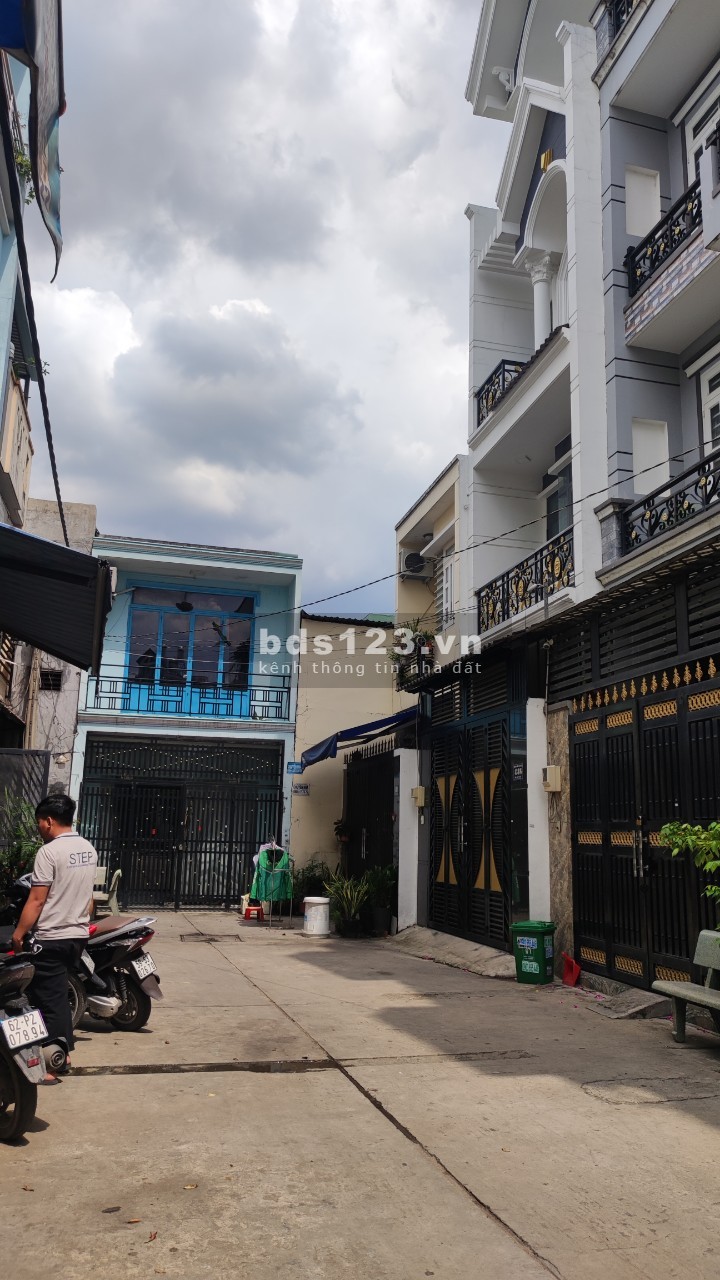 Nhà siêu đẹp 4 tấm 4PN 5WC hẻm cụt chỉ vài căn nhà, sát mặt tiền Mã Lò