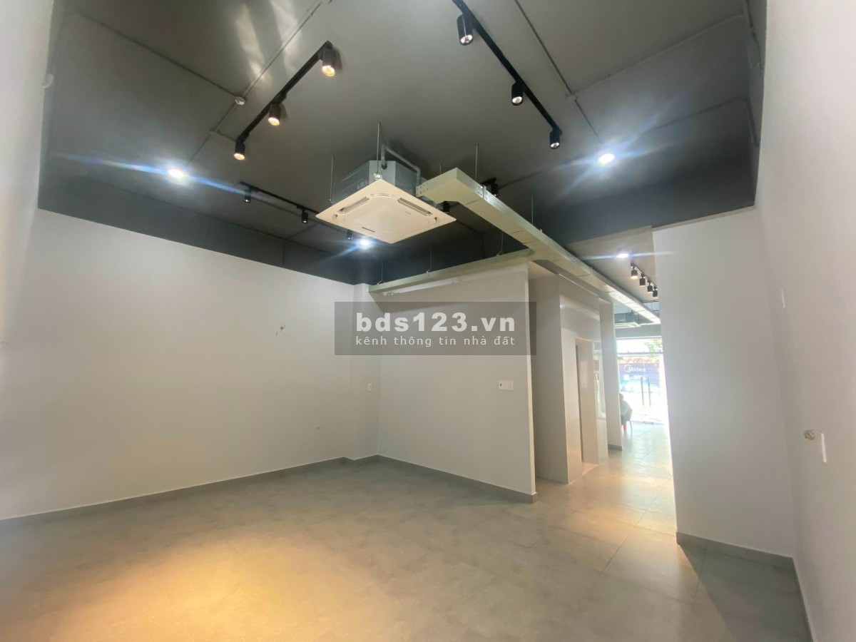 Cho thuê Shophouse nhà phố đẹp sala, hoàn thiện thang máy 85tr/tháng