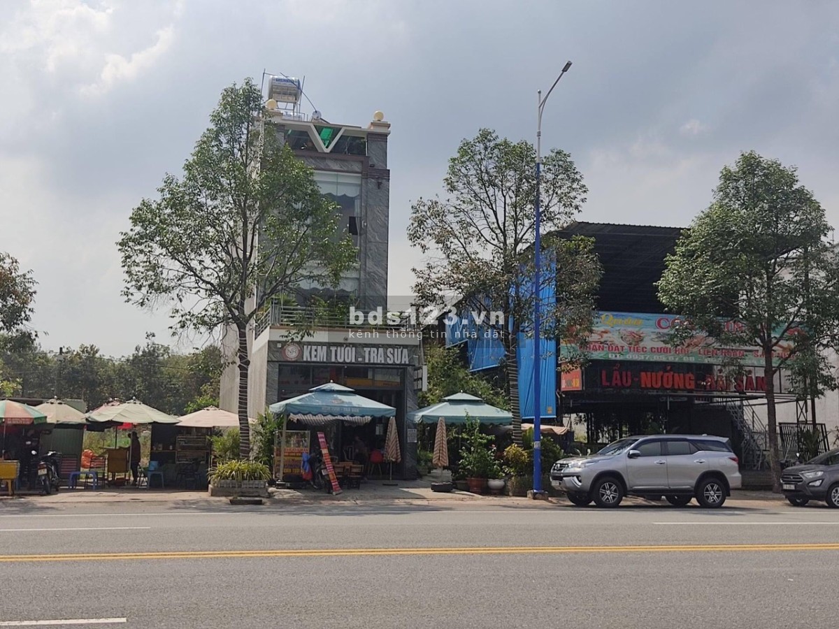 Bán đất view sông Sài Gòn đường 12m, vị trí đầu tư, xây nhà ở tự do, sau lưng chợ đầu mối Thủ Đức