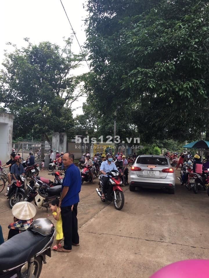 Bán GẤP lô đất gần đường DT769 huyện Thống Nhất