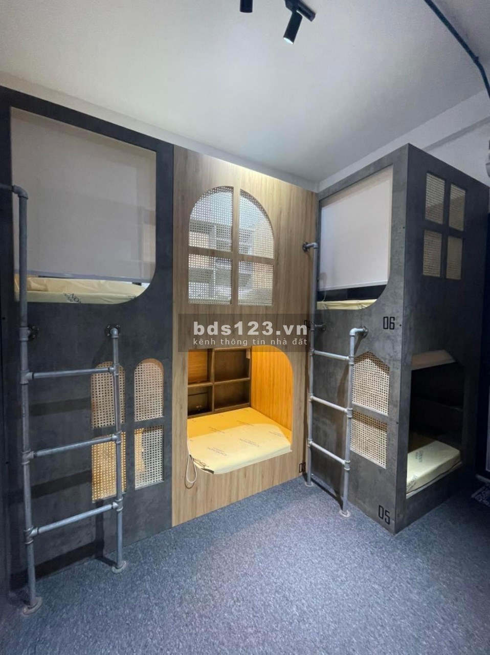 Cho thuê Sleepbox cao cấp Quận 3, Đường Lê Văn Sỹ. Giá từ 2tr2