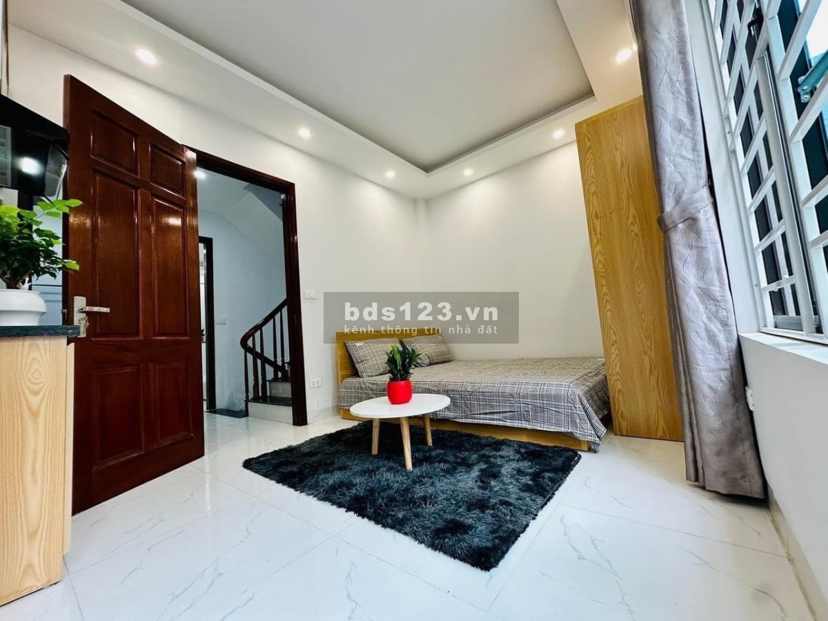 Gà đẻ trứng vàng, bán căn nhà duy nhất còn sót lại tại Mễ Trì