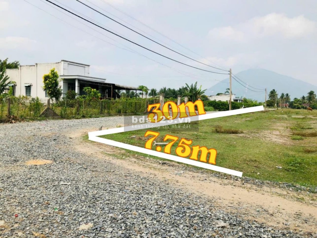Bán đất thị trấn Dương Minh Châu, Tây Ninh diện tích 240m2 có thổ cư Gía 580 triệu