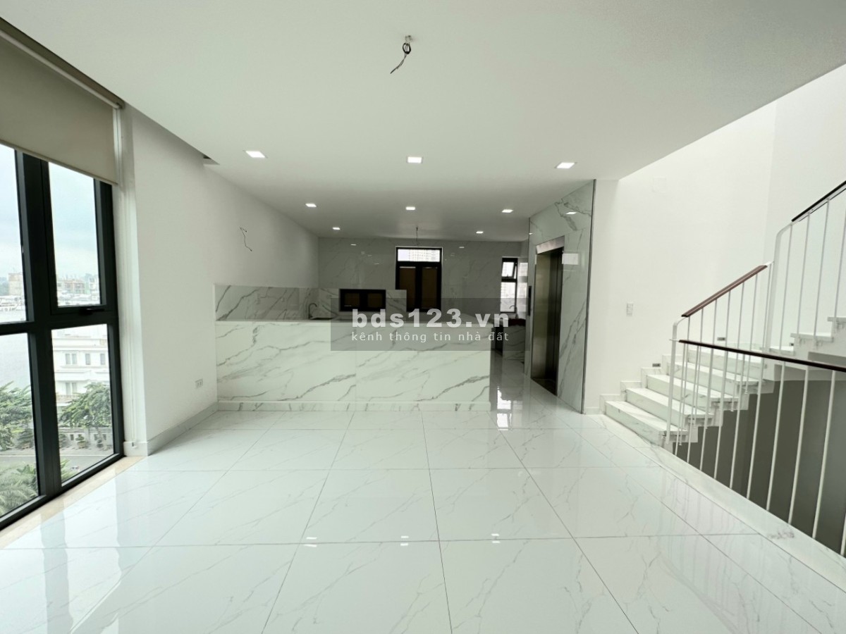 Cho thuê căn góc Mystery nhà mới diện tích lớn giá 140 triệu