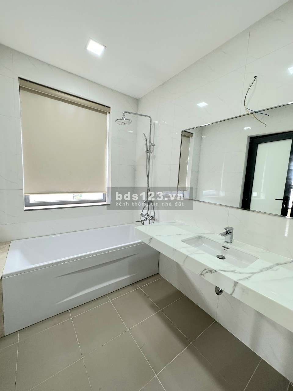 Cho thuê căn góc Mystery nhà mới diện tích lớn giá 140 triệu