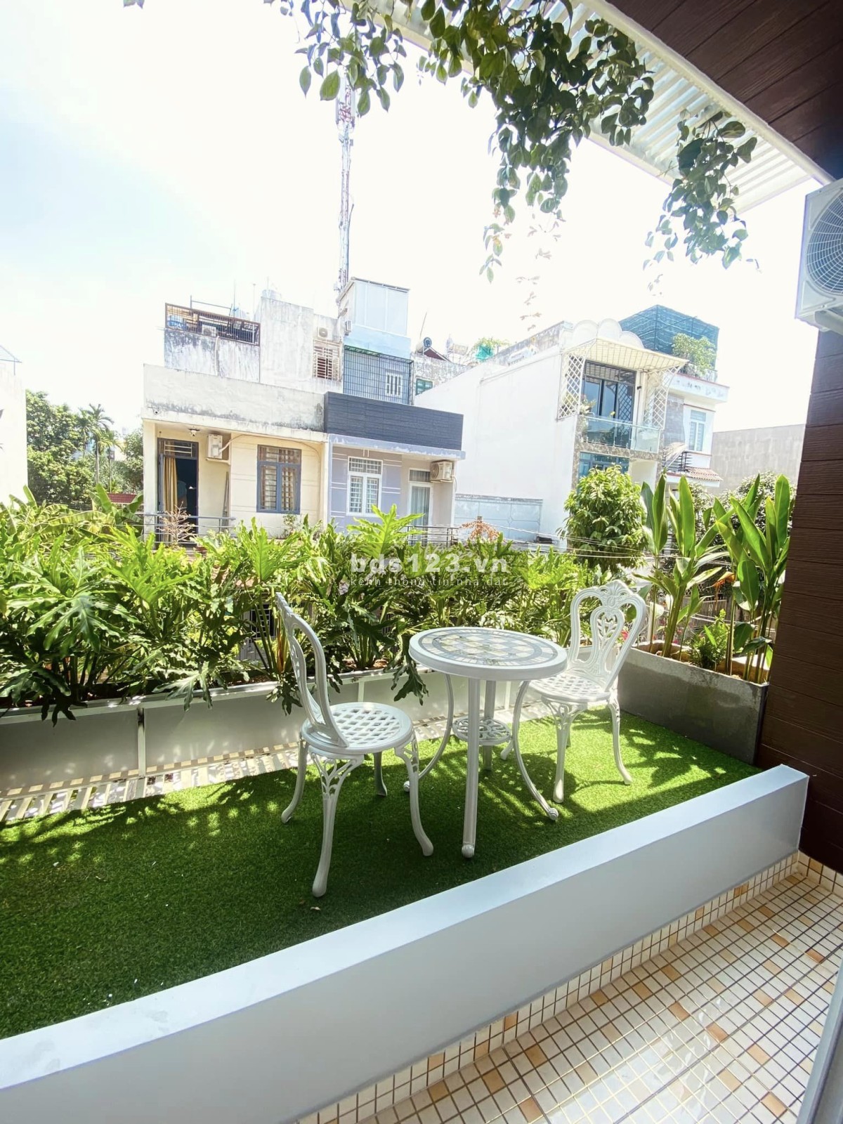 Nhà bán 3 tầng, HXH, 4x15, giá 7,5 tỷ, gần cầu Phú Xuân thị trấn Nhà Bè
