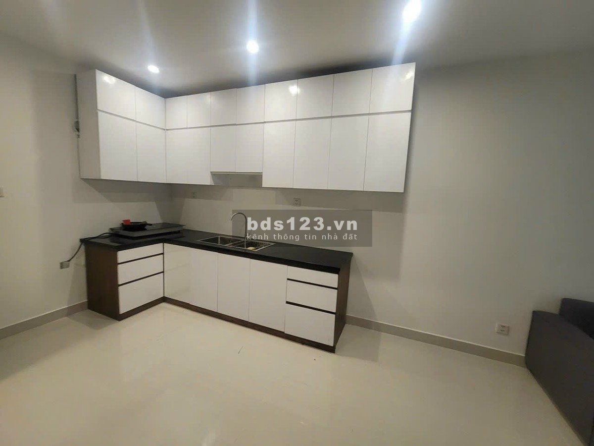 Cho thuê căn hộ 1PN+ bếp rèm, sofa, bàn ăn chỉ 6,8 triệu Vinhomes Q9