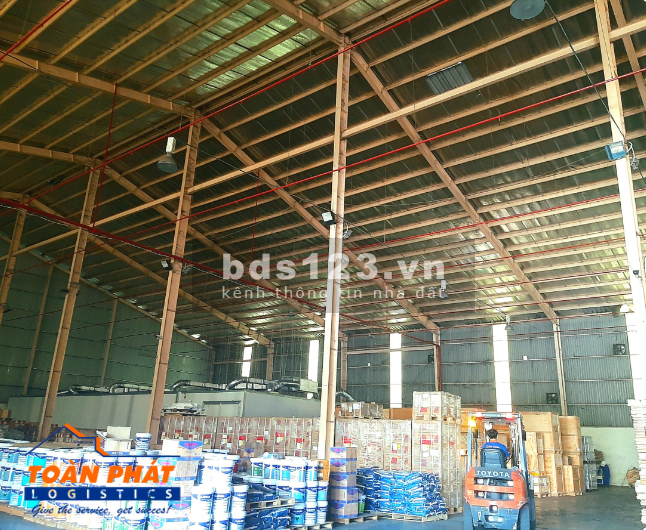 Cho thuê kho bao gồm dịch vụ xếp dỡ, thuê kho diện tích tách nhỏ 200-300m2