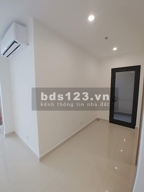 Bán căn hộ chung cư tại Dự án Vinhomes Ocean Park Gia Lâm, Gia Lâm, Hà Nội diện tích 63m2 giá 1.9