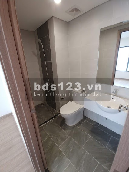 Bán căn hộ chung cư tại Dự án Vinhomes Ocean Park Gia Lâm, Gia Lâm, Hà Nội diện tích 63m2 giá 1.9