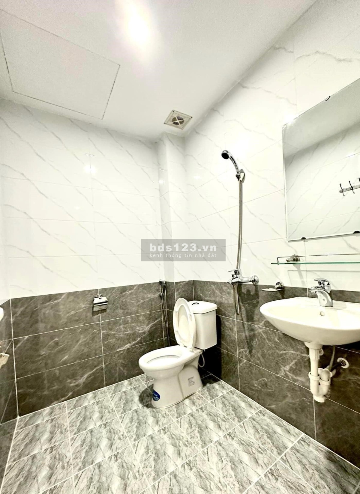 Bán nhà Đa sỹ, Hà Đông, ôtô tránh, ngõ thông- Nhà mới ở ngay, khu vực đang phát triển - Giá trị tăng