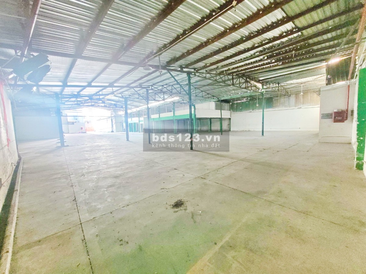 Cho thuê kho 1600m² mặt tiền Đường Số 25 Tân Quy Quận 7