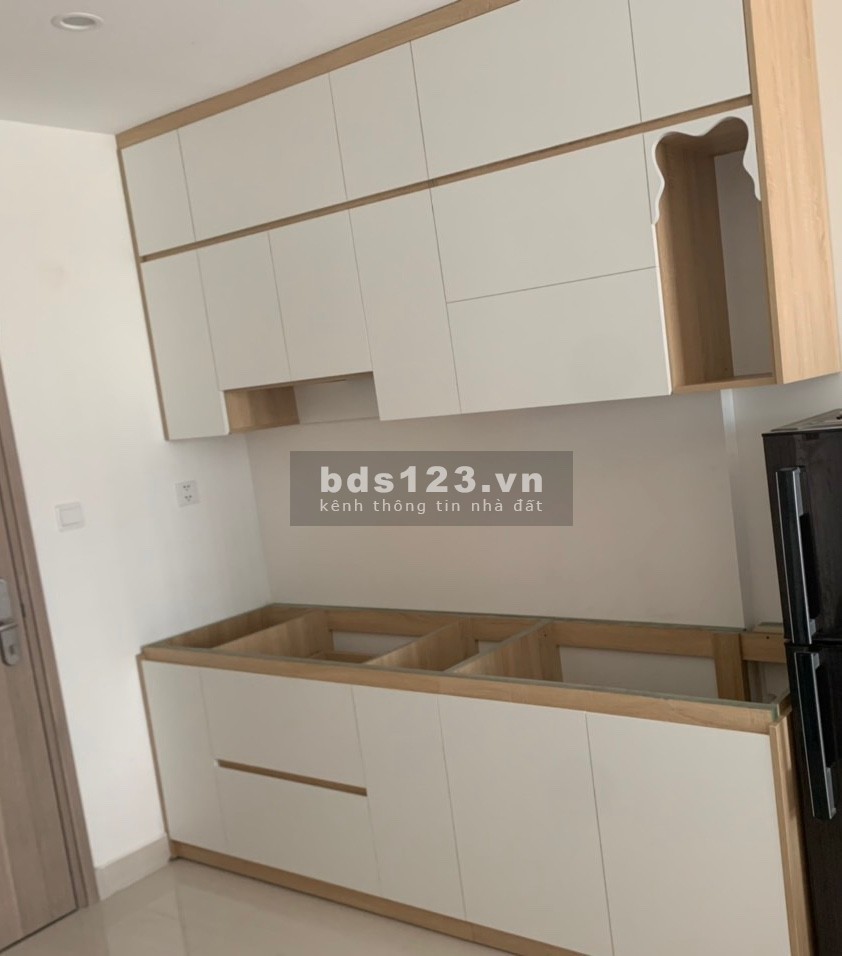 Cho thuê căn 2PN nội thất cơ bản giá chỉ 7,6 triệu tại Vinhomes Quận 9