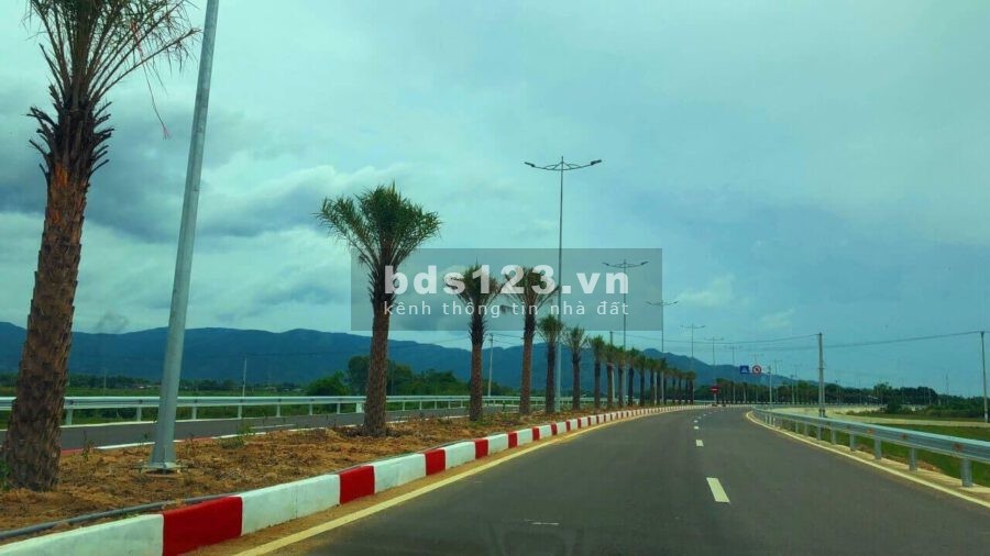 Ahihi, Cần Bán 230m² lô đất tái định cư, gần chợ Chánh Mẫn, khu dân cư đông đúc