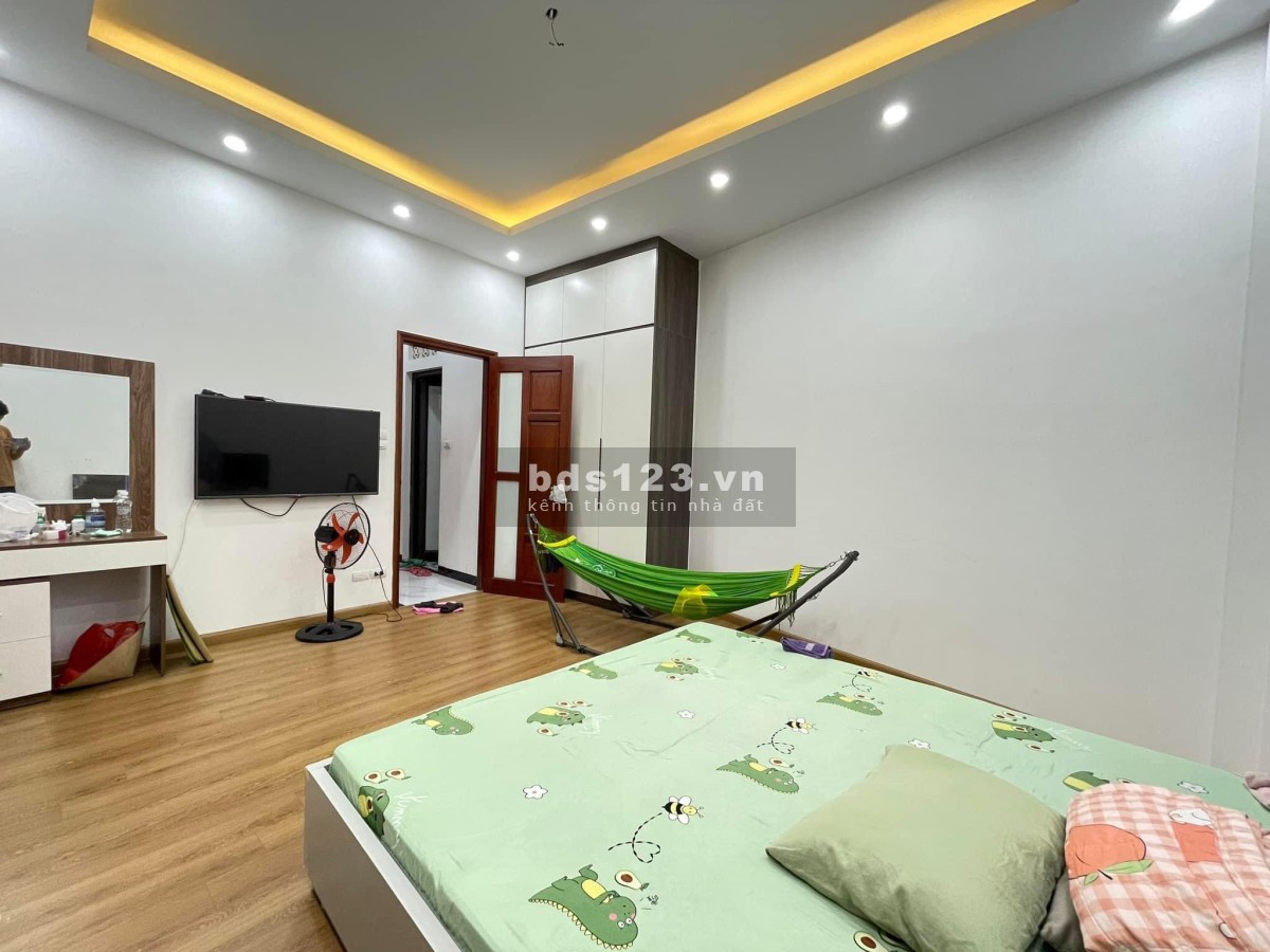 Bán nhà Xã Đàn 42m5, 5 tầng lô góc mặt tiền rộng, nhà mới đẹp, hơn 6 tỷ