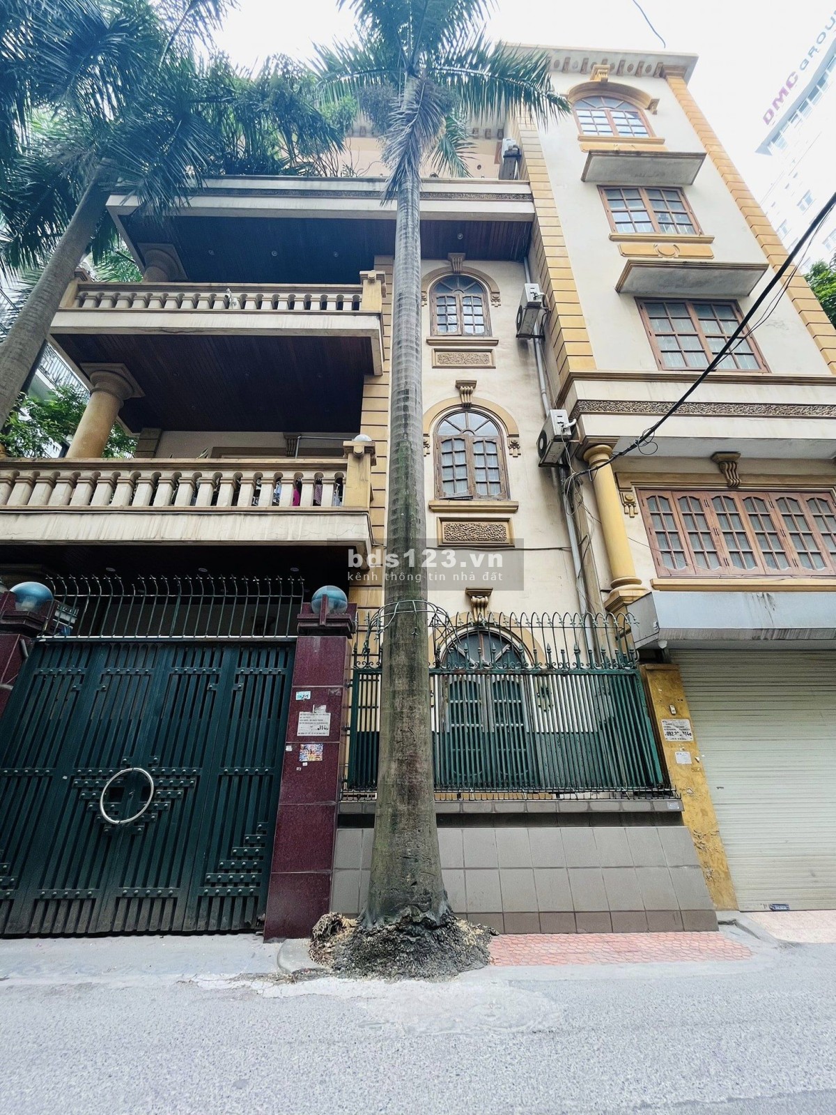 Bán nhà vip Kim Mã, Ba Đình, 900m2, nhỉnh 50 tỷ, phân lô cấp cao, lô góc 3 thoáng