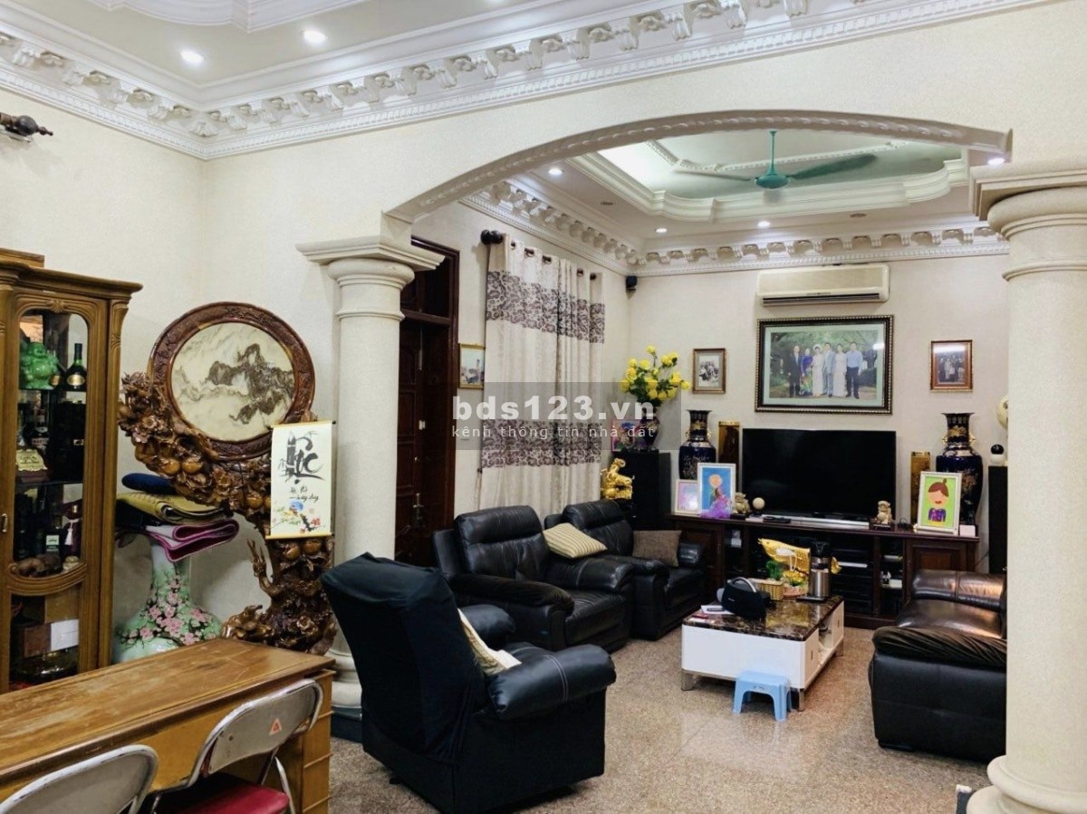 Bán nhà vip Kim Mã, Ba Đình, 900m2, nhỉnh 50 tỷ, phân lô cấp cao, lô góc 3 thoáng