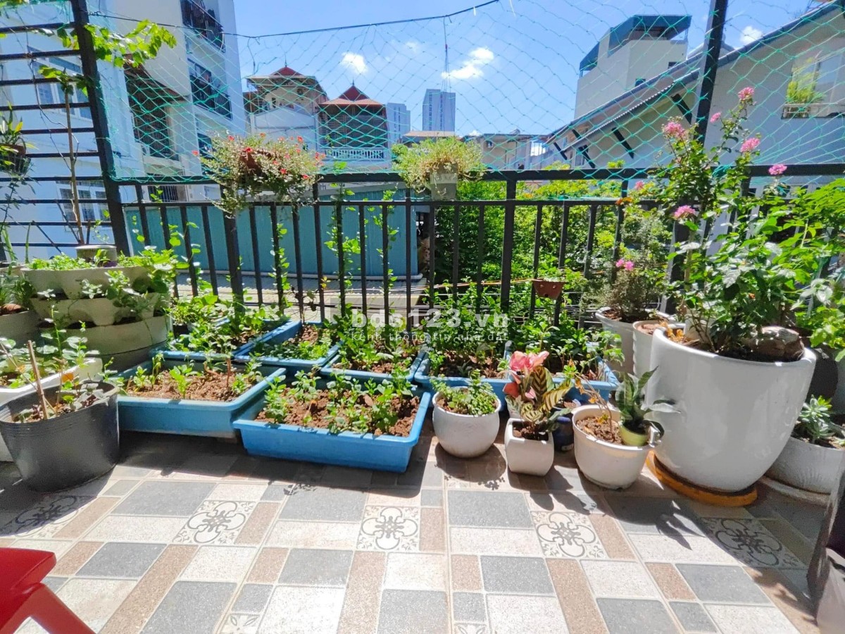 Bán nhà Cố Nhuế, Bắc Từ Liêm, mặt tiền 5.2m2, diện tích 57m, giá 5.6 tỷ
