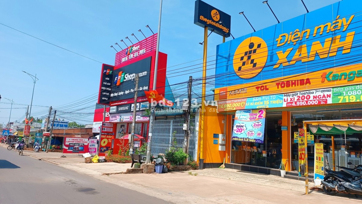 Bán nhanh 550M² đất, thổ cư ngay chợ gần trường học dân đông. Giá 330 triệu