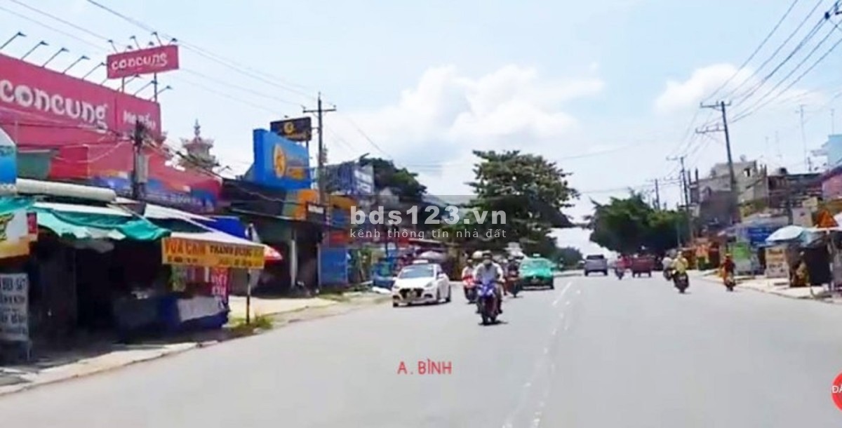Tôi chủ do kinh doanh thua lỗ sang gấp 572m2. Gía 680 triệu. Ngay trung tâm Bình Dương.