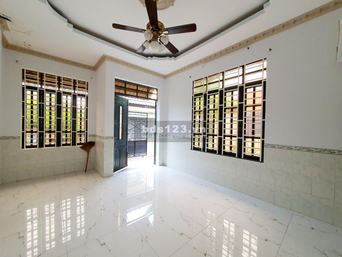 Bán nhà vô ở ngay, MT đường 10m, Hàng hiếm, vuông vức 7x15m, 70m ra Nguyễn Duy Trinh, giá nhỉnh 5 tỷ