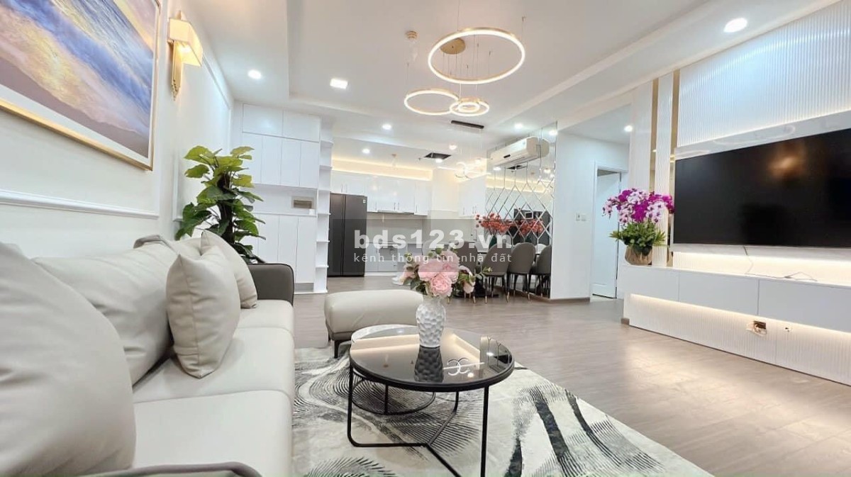 Em muốn bán căn 3PN+2WC với giá chỉ 2 tỷ 530 triệu tại Vinhomes Ocean Park. LH:0866.980.674