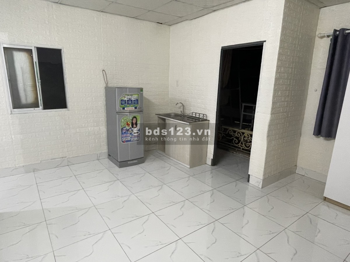 Cho thuê Phòng CHDV 30m2, full nội thất, Ban công, có PN riêng - Tân Bình