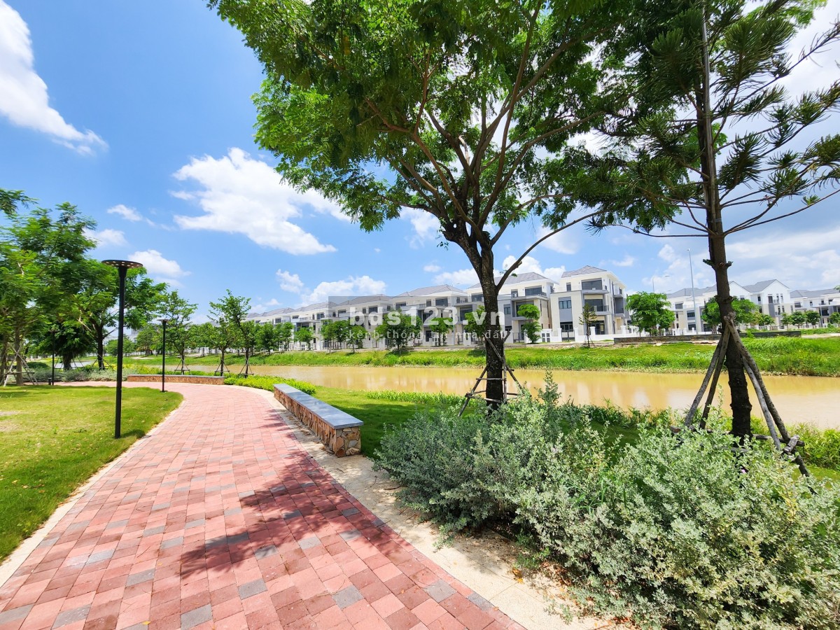 Giỏ hàng Aqua City (đã nhận nhà) giá tốt - The Suite NP 8x20m 7,1tỷ - Shophouse 2 mặt tiền lỗ 2 tỷ
