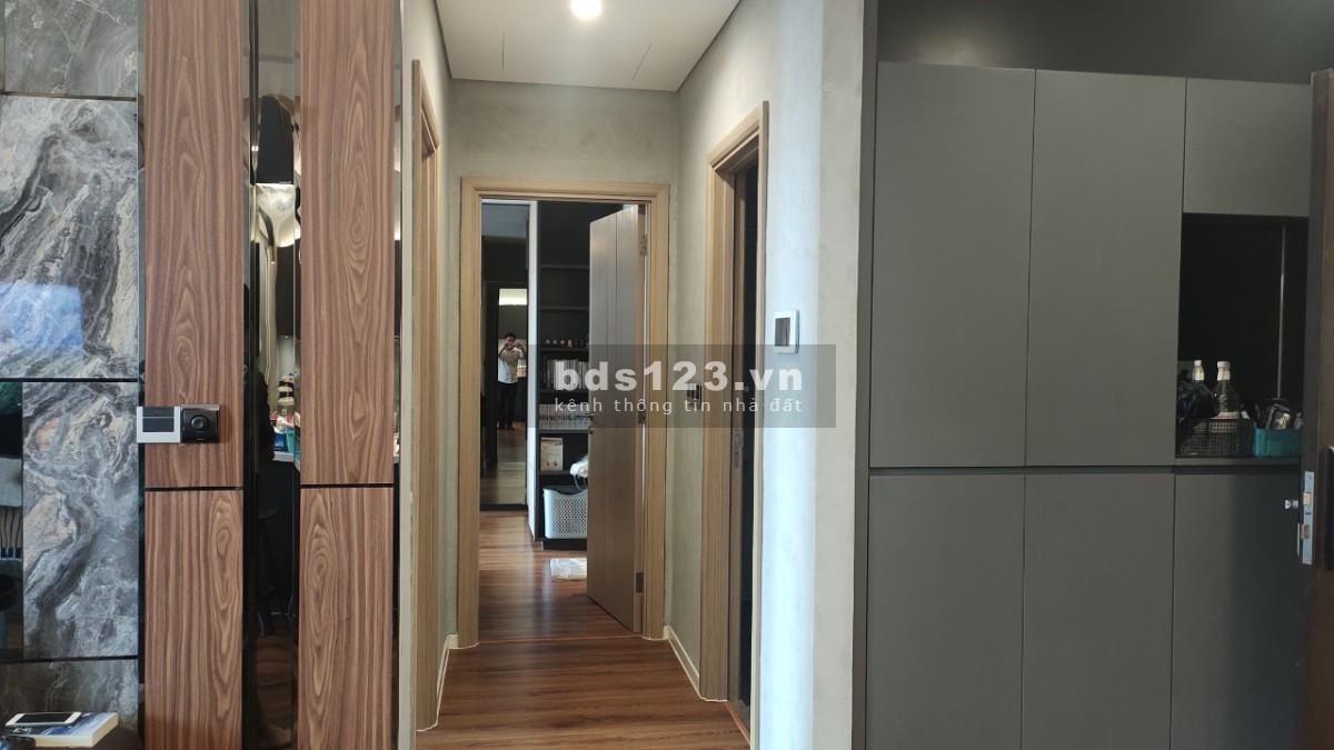 Cho thuê căn hộ 2PN Sarina giá 28 triệu NET