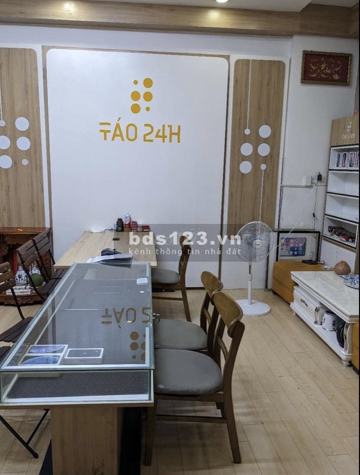 Sang nhượng mặt bằng kinh doanh cửa hàng điện thoại mặt tiền Âu Cơ Quận Tân Phú