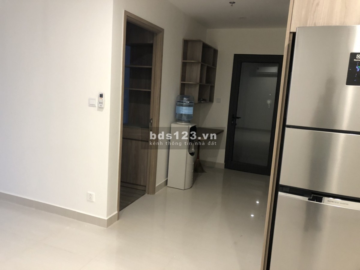 Chuyển nhượng bán căn hộ 2pn1vs tại Vinhomes Smart City Hà Nội