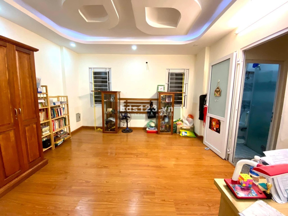 Bán nhà riêng tại Xuân Đỉnh, nhà 5 tầng, MT 7m, giá 4,1 tỷ