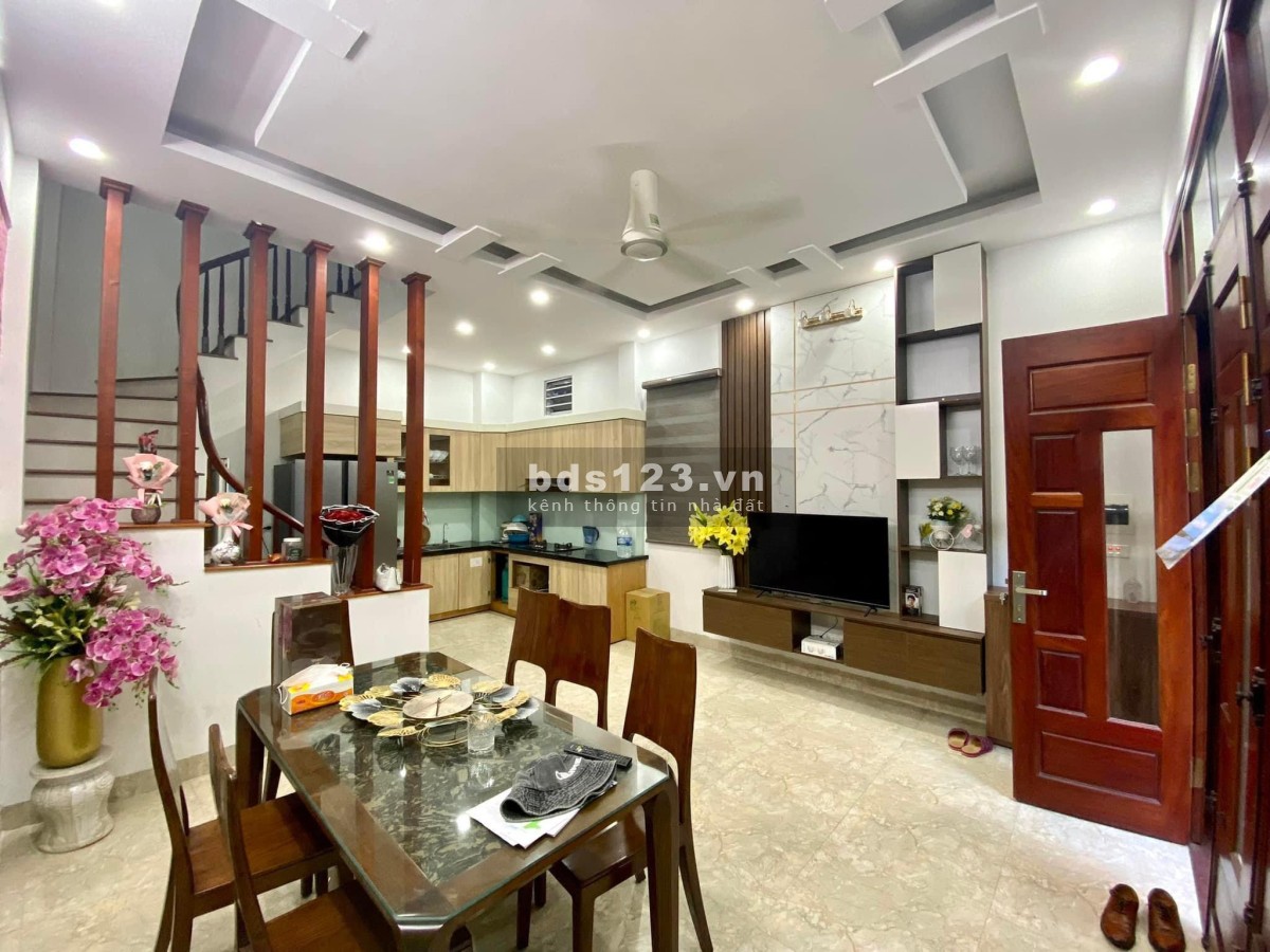 Cần bán nhà riêng Xuân Đỉnh, tặng nội thất – ở ngay 6 tầng, MT 5.2m Giá 5,55 tỷ