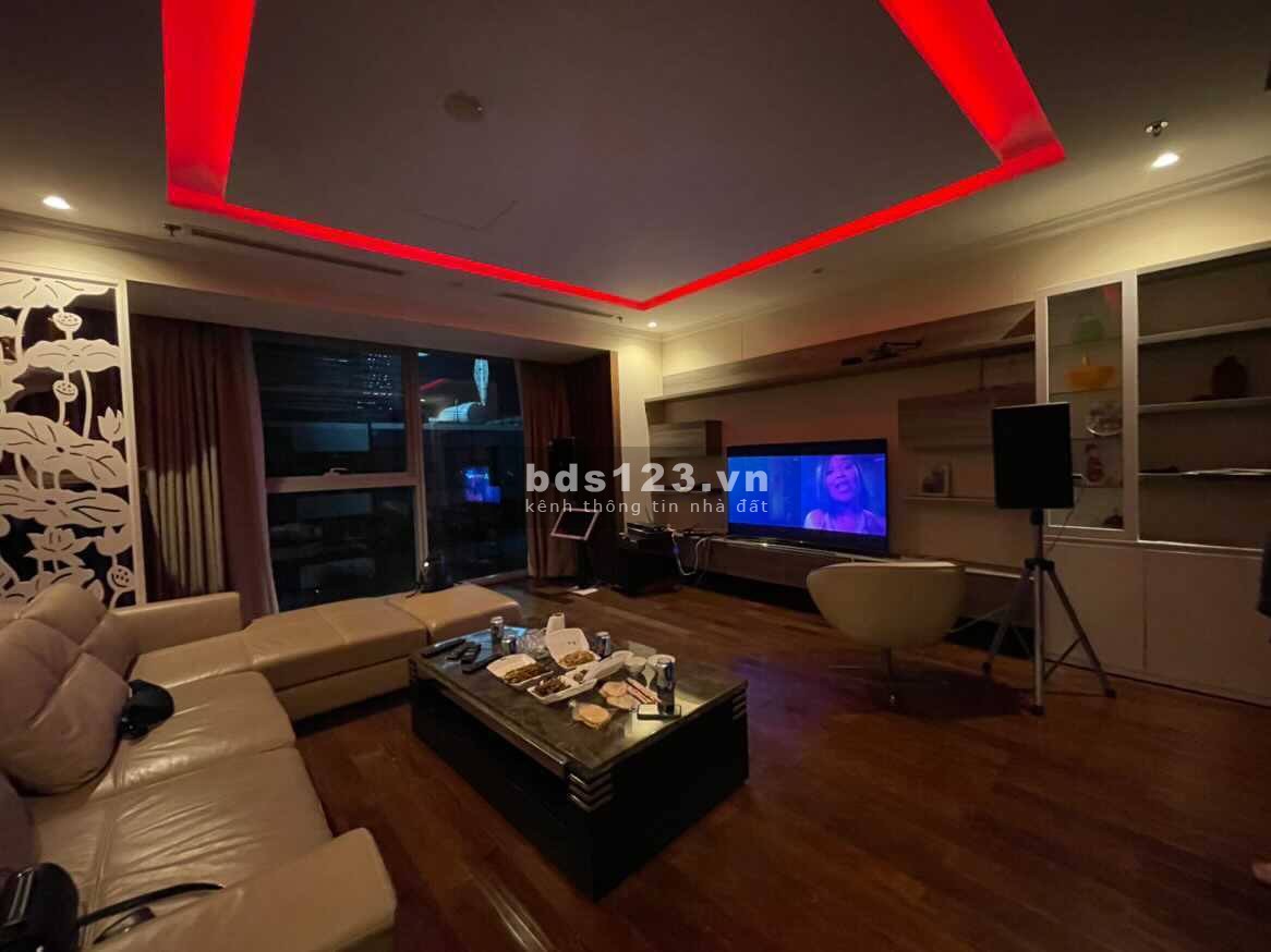 Cho thuê căn hộ cao cấp 3PN 156m2 tại Vincom Đồng Khởi view đẹp - giá chỉ 78,5tr/tháng.