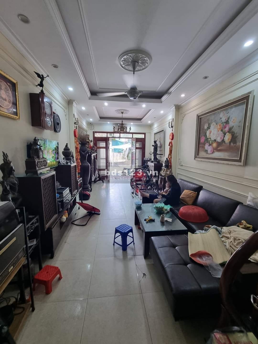 Bán nhà Mỹ Đình - Nam Từ Liêm. Thuộc khu phân lô, Ô tô vào nhà. 40m2x5T. Giá 8,5 tỷ
