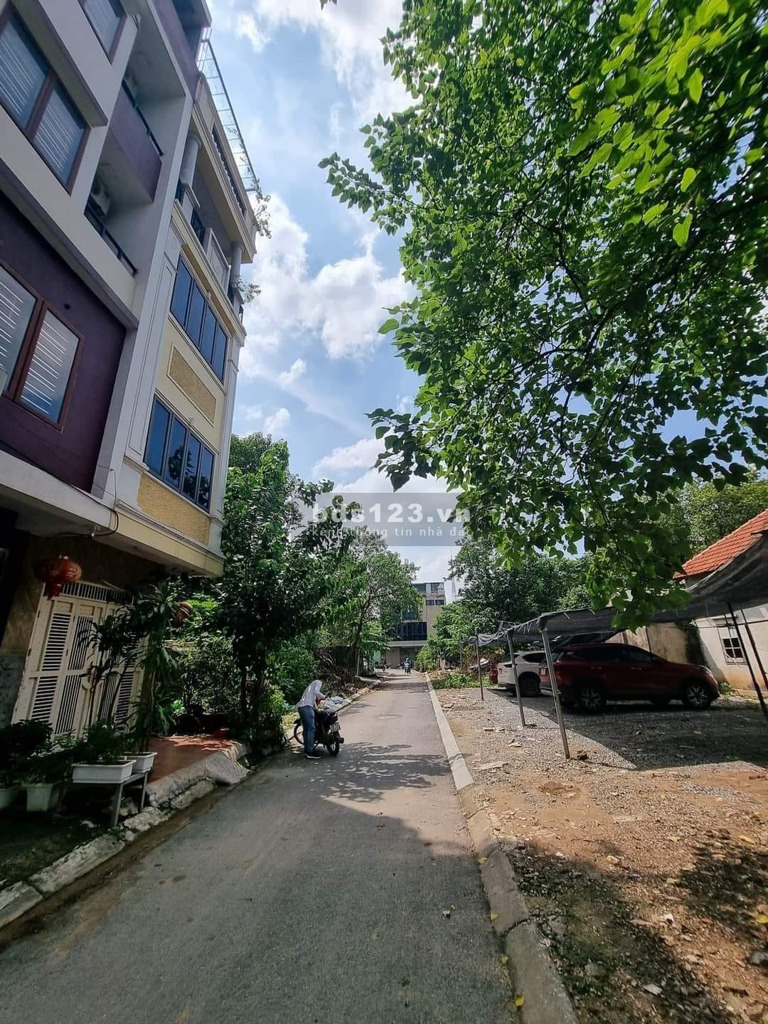 Bán nhà Mỹ Đình - Nam Từ Liêm. Thuộc khu phân lô, Ô tô vào nhà. 40m2x5T. Giá 8,5 tỷ