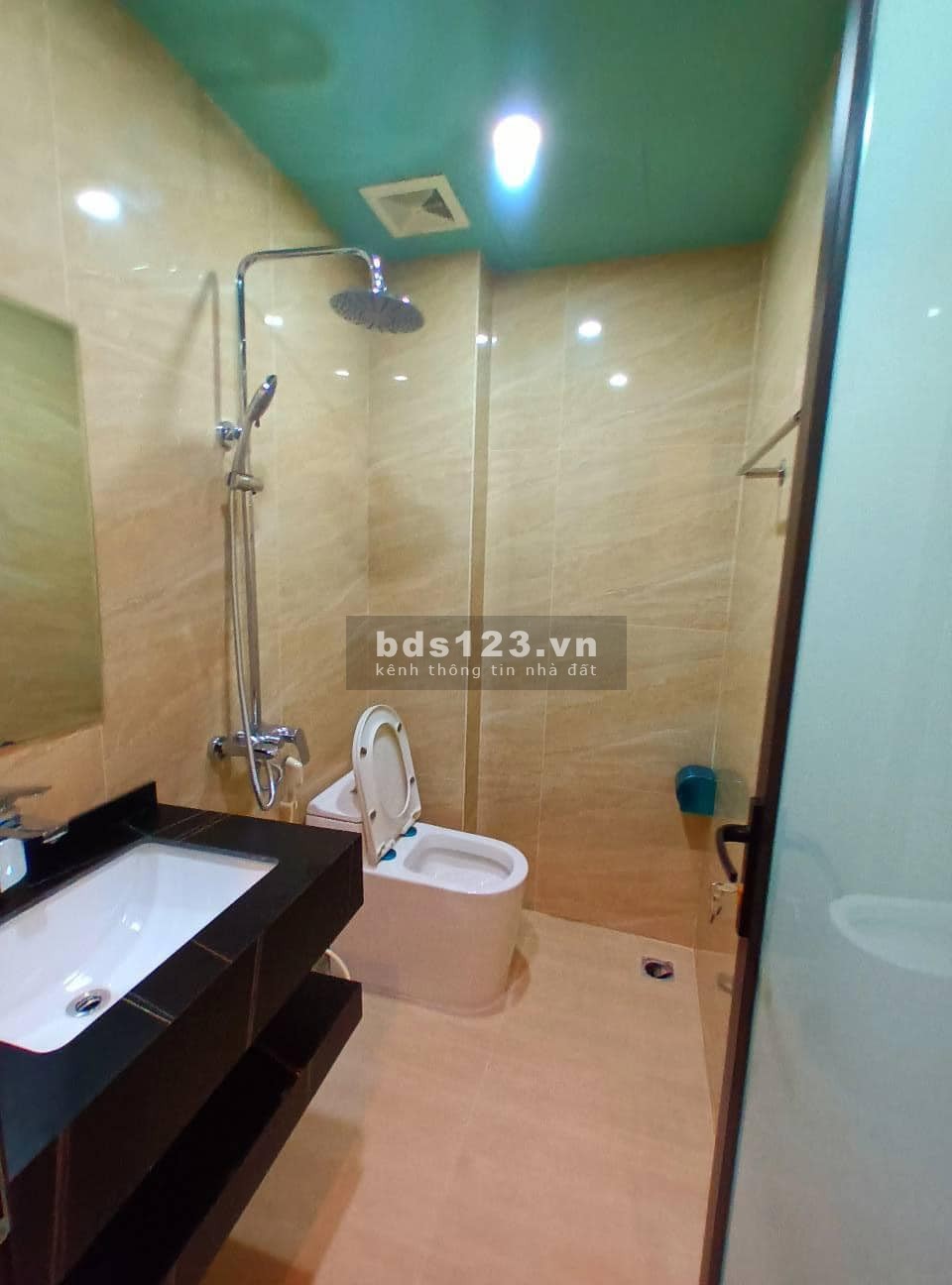 Bán nhà mới xây Thạch Bàn, vị trí phát triển, quy hoạch ổn định