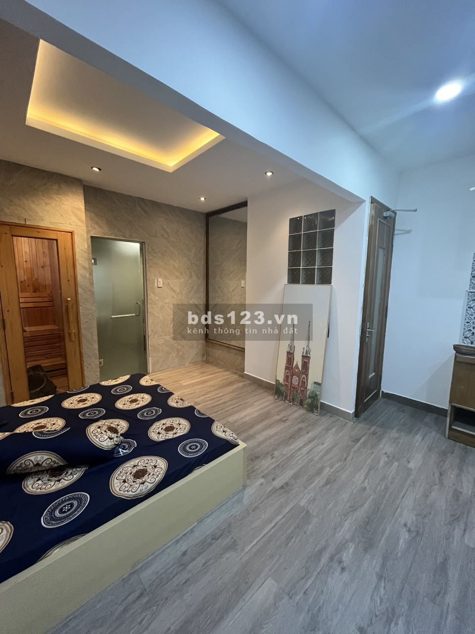 Cần tìm khách thuê phòng ở trung tâm Quận 1 / HCM