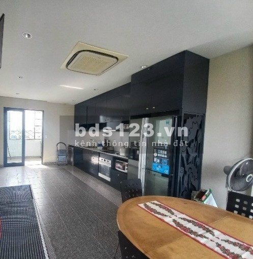 Bán nhà 2 mặt tiền, nằm ngay trục chính khu đô thị FPT Đà Nẵng