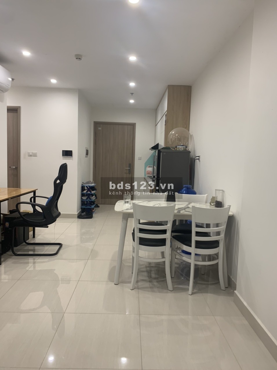 Cho thuê căn hộ 2PN nội thất cơ bản tại Vinhomes Quận 9 chỉ 7,5 triệu