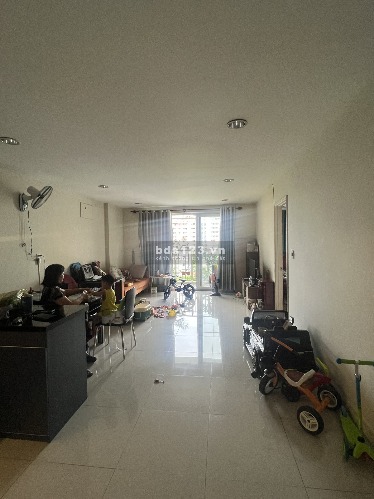 Bán căn hộ 99m2 chính chủ có sổ