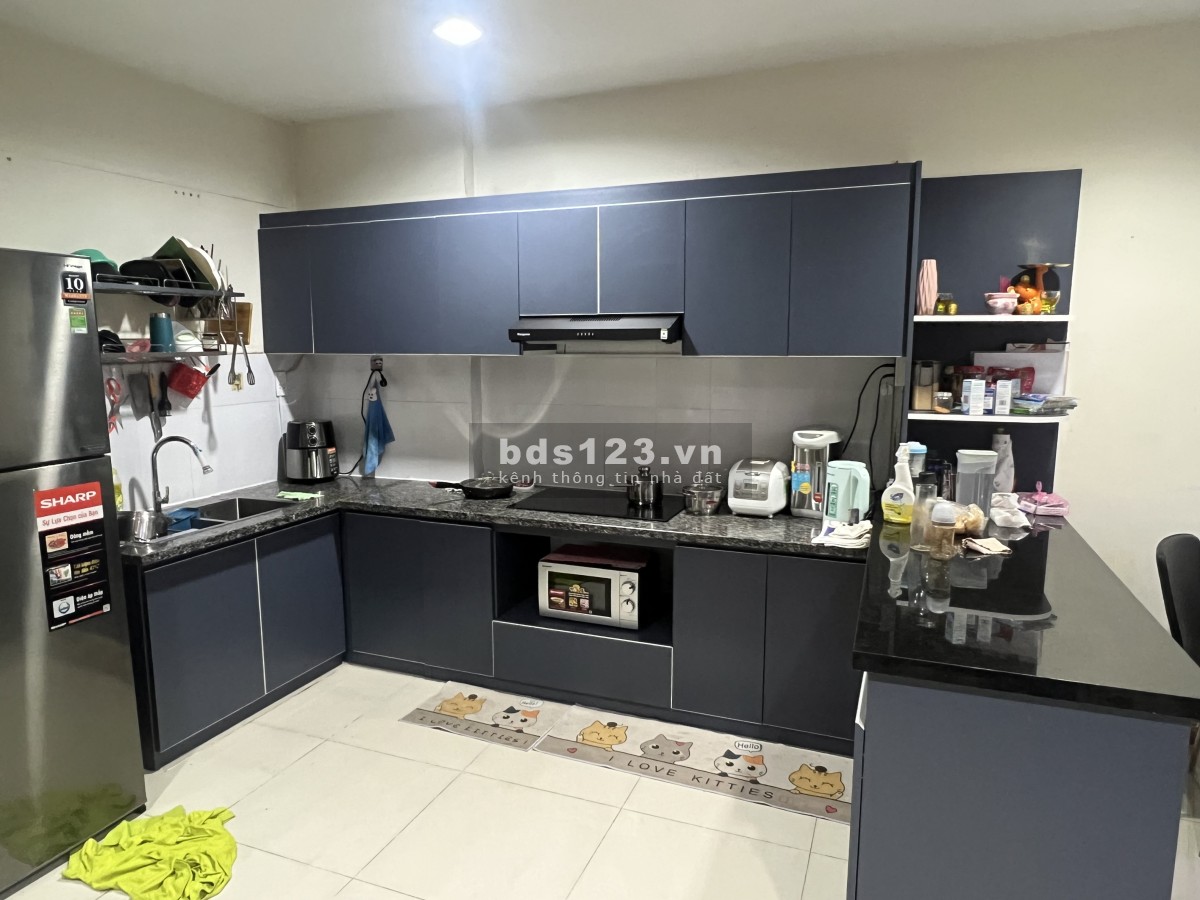 Bán căn hộ 99m2 chính chủ có sổ