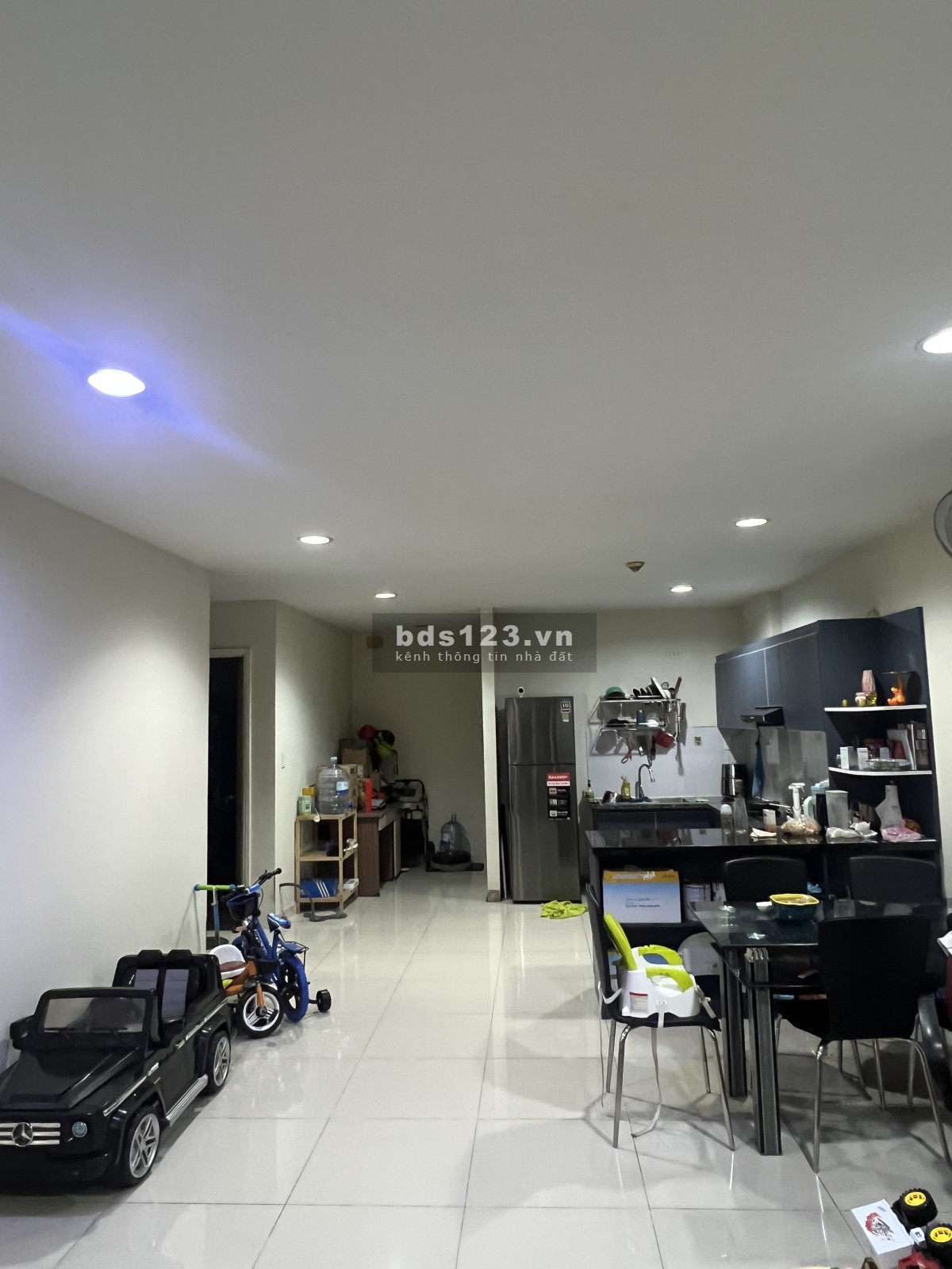 Bán căn hộ 99m2 chính chủ có sổ