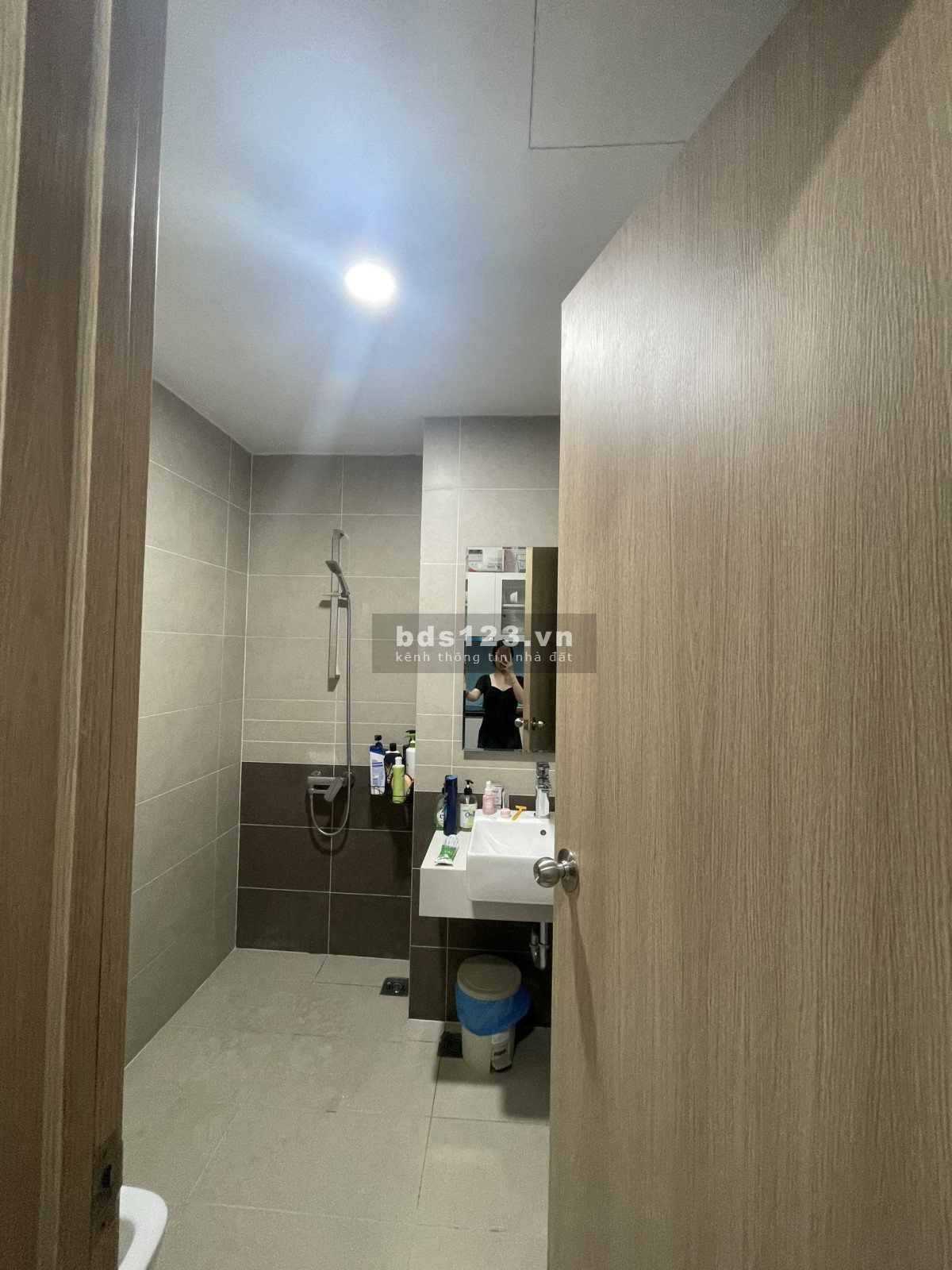 Căn studio 35m2 phù hợp ở 1 người giá tốt 10 triệu ngay trung tâm tại The Sun Avenue Quận 2