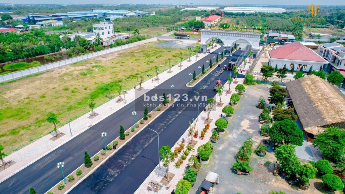 Nhận booking suất nội bộ đất dự án The Diamond City. Giá 389 triệu. DT 90m². Liên hệ: 0903 63 33 61