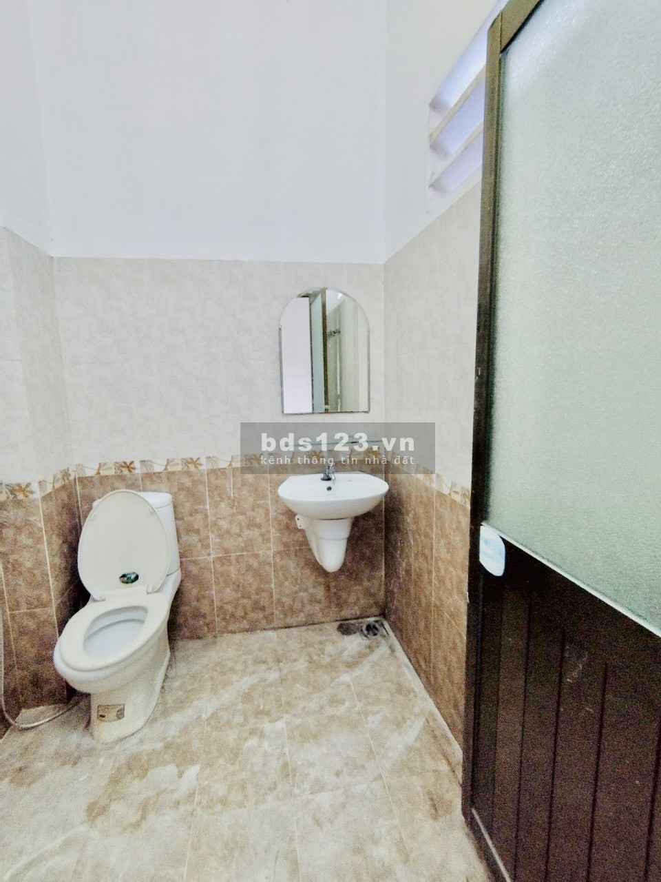 Cho thuê phòng trọ giá rẻ có máy lạy Bancol lớn - Ngay Trung Mỹ Tây - Quận 12
