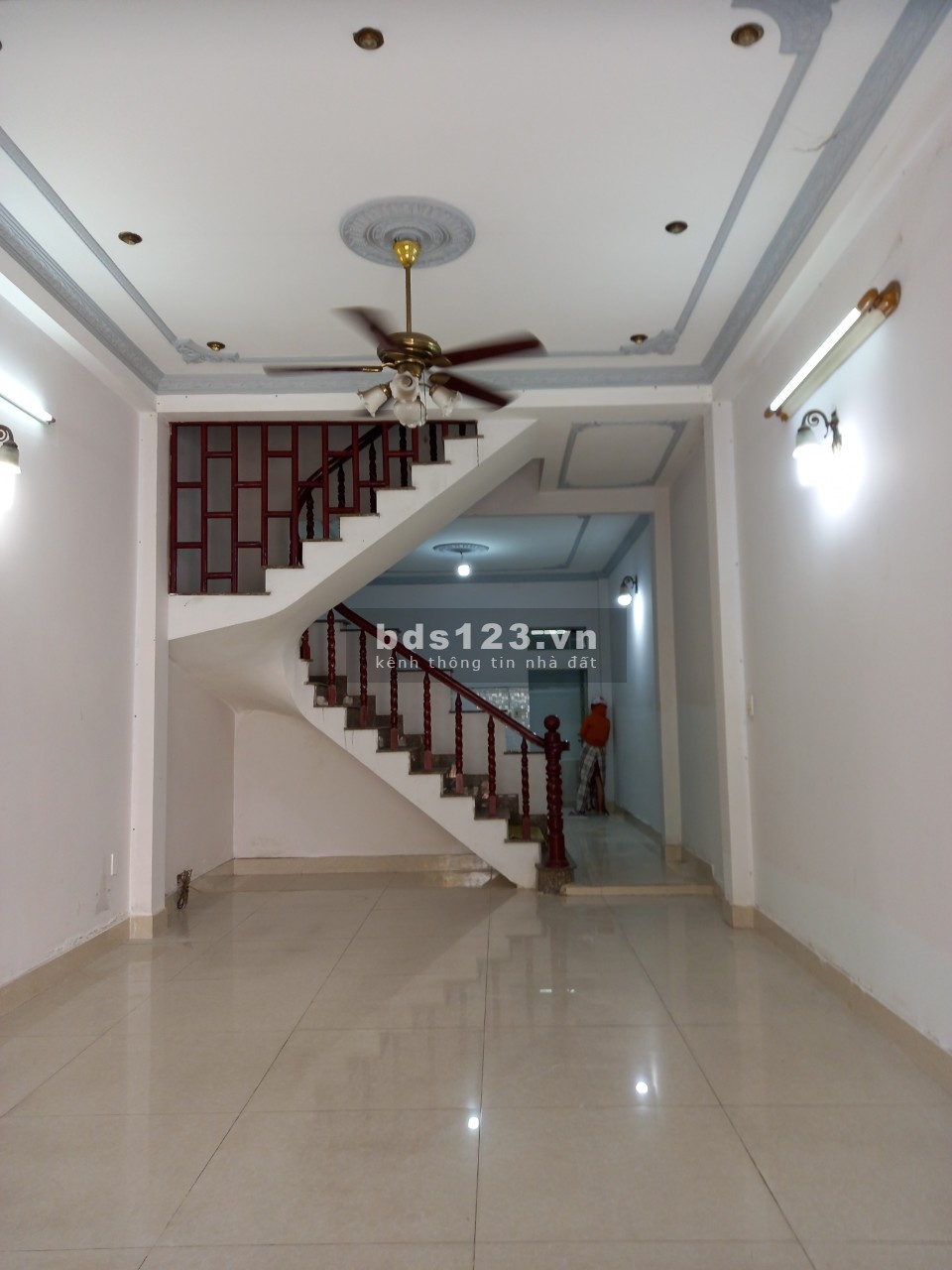 Cho thuê nhà nguyên căn 4 phòng ngủ, Đường Lê Đức Thọ, Gò Vấp