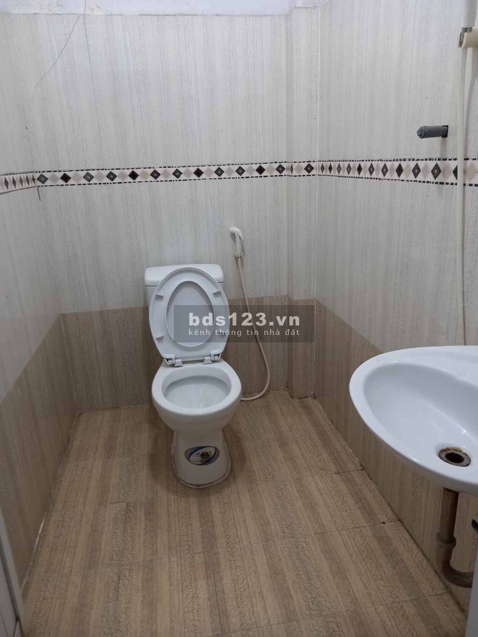 Cho thuê nhà nguyên căn 4 phòng ngủ, Đường Lê Đức Thọ, Gò Vấp